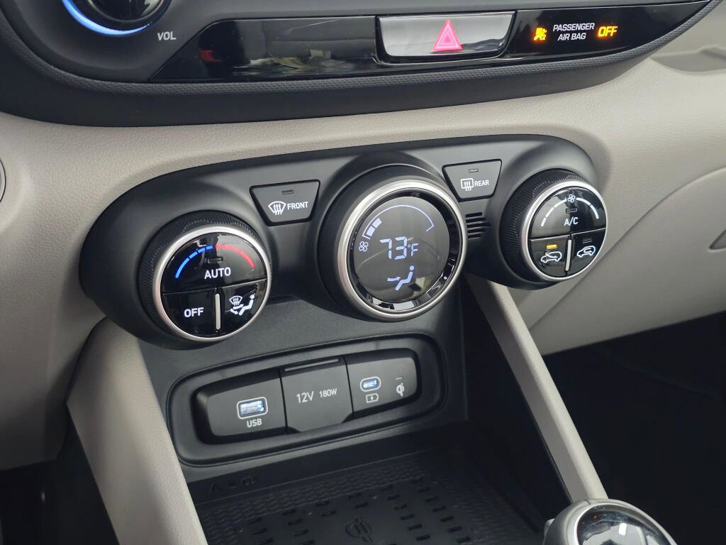 New 2026 Hyundai Venue SEL image 28