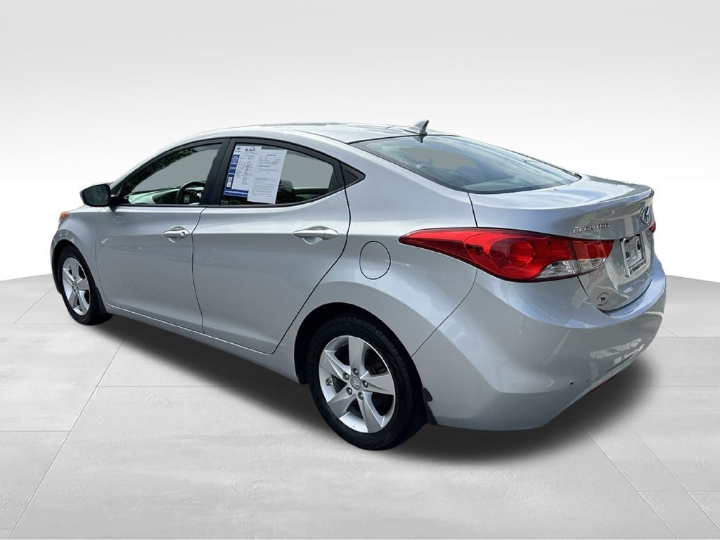 Used 2013 Hyundai Elantra GLS w/ Preferred Pkg FWD image 5