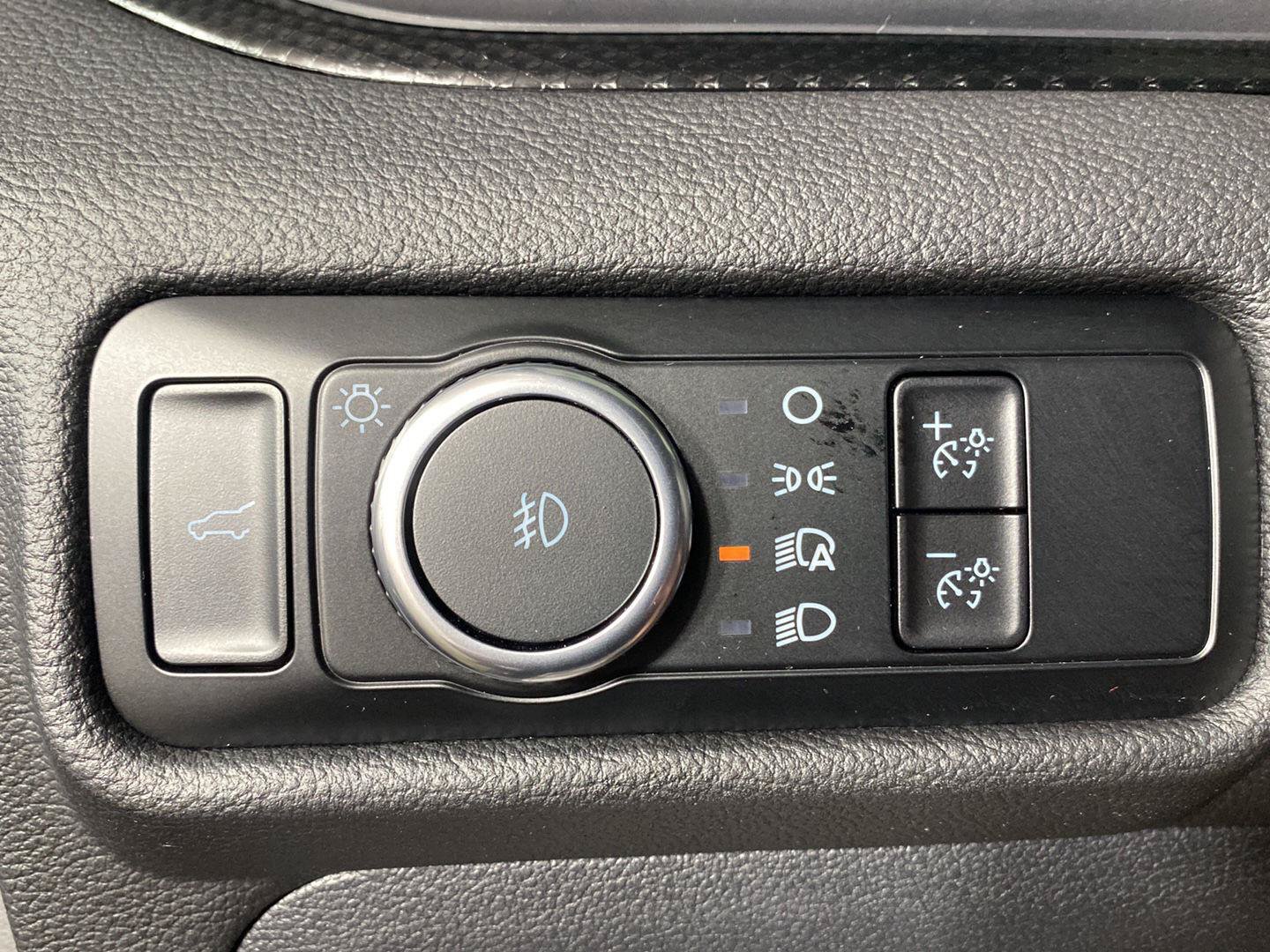 Used 2023 Ford Explorer ST w/ Equipment Group 401A AWD/4WD image 23