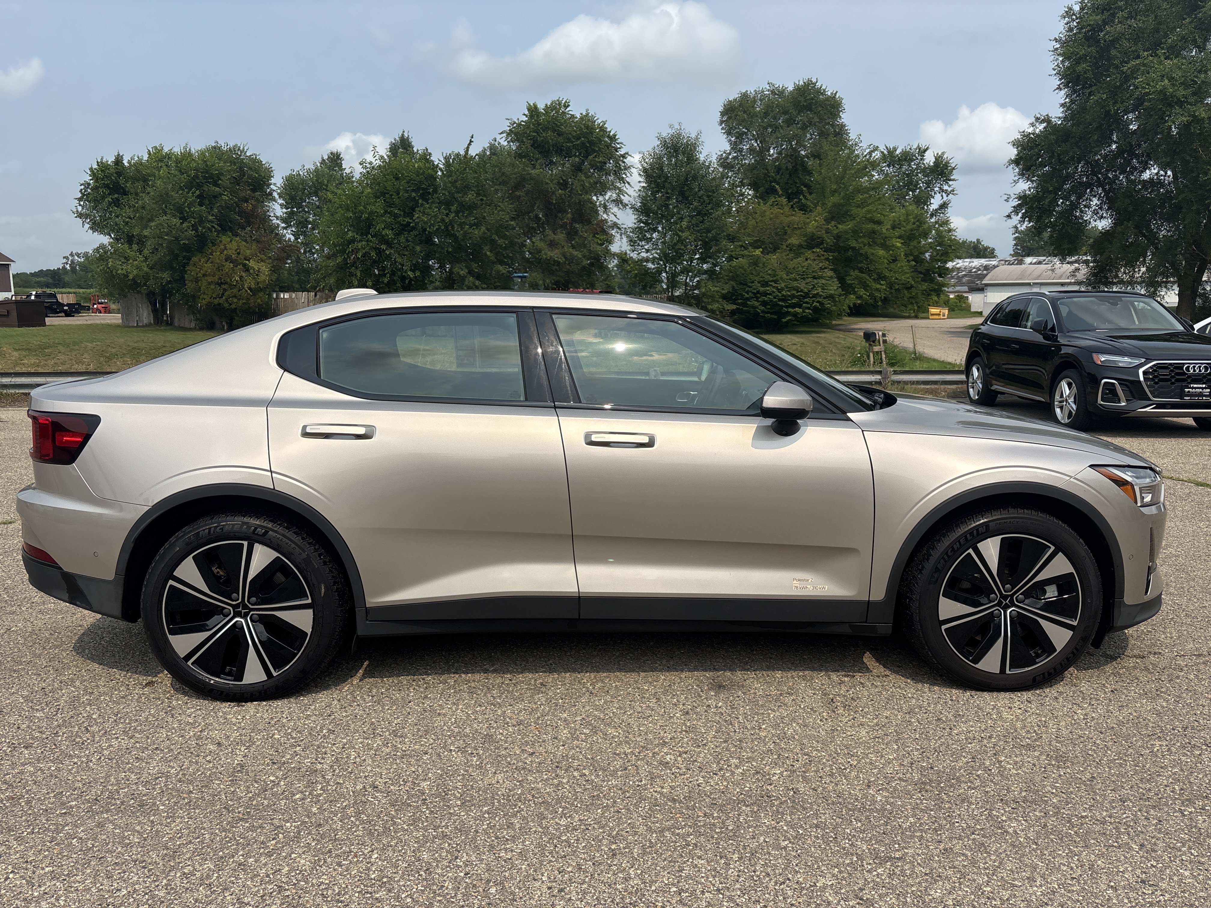 Used 2024 Polestar Polestar 2 AWD/4WD image 2