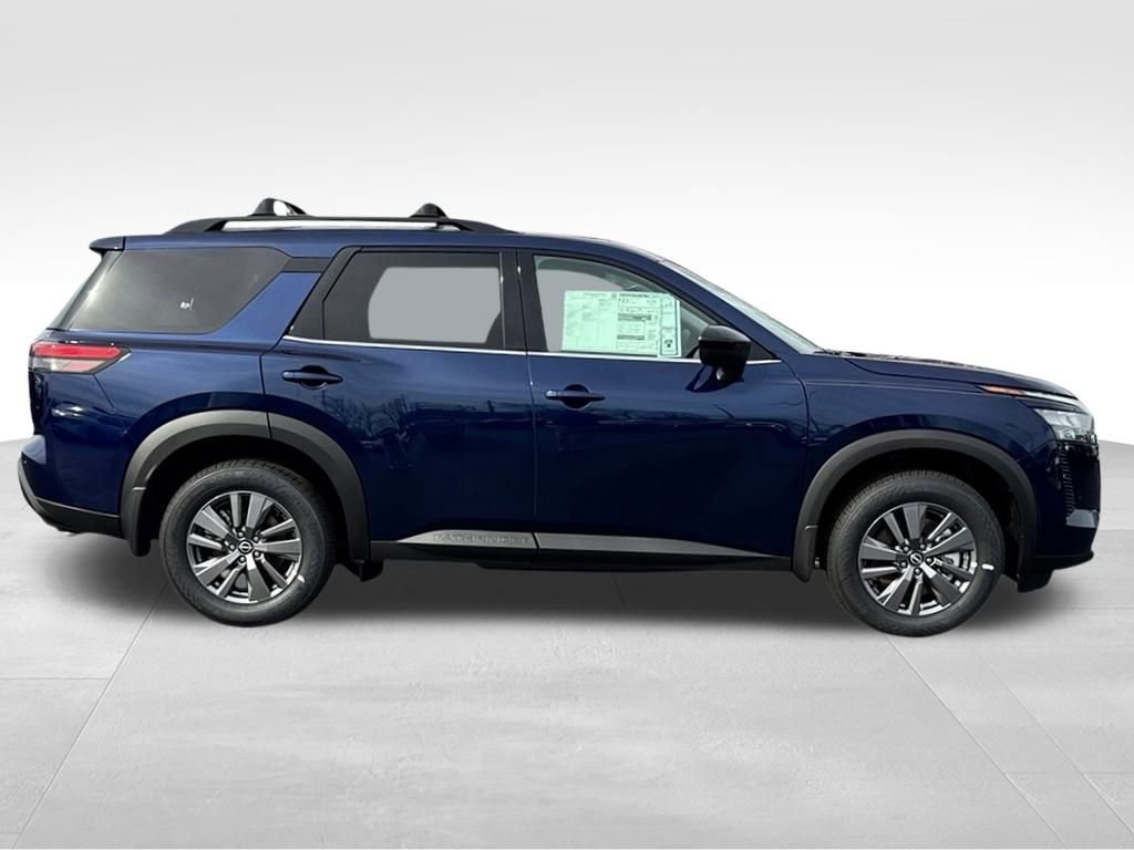 New 2026 Nissan Pathfinder SV image 6