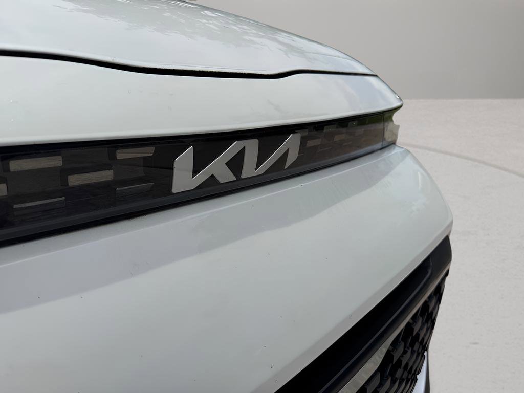 Used 2023 Kia Soul S FWD image 11