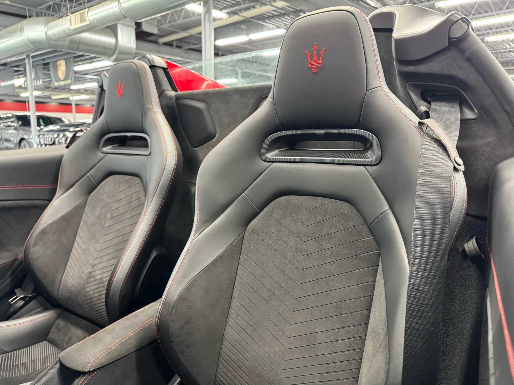 Used 2023 Maserati MC20 Spyder image 72