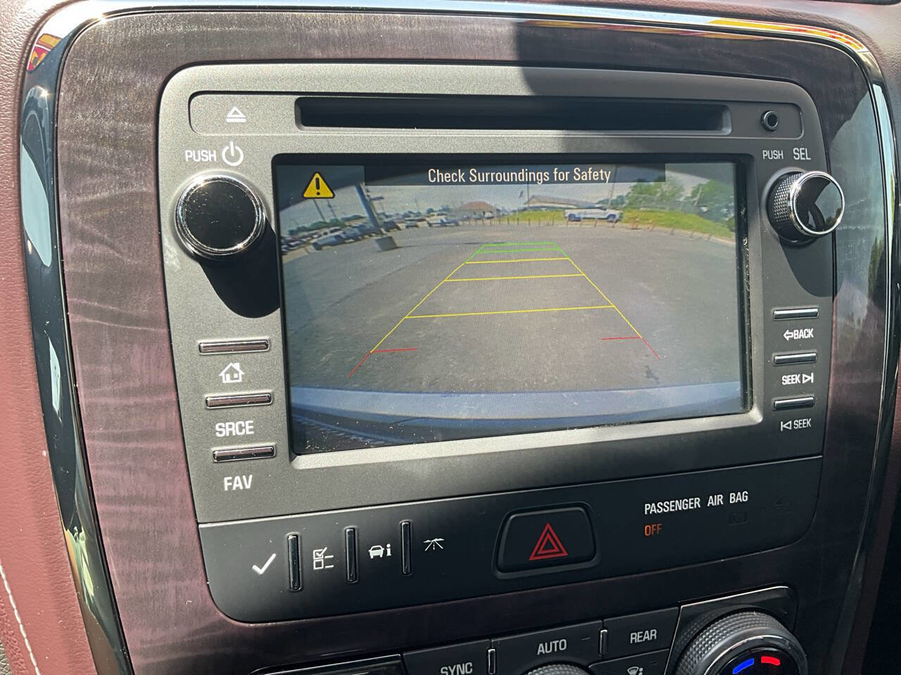 Used 2017 Buick Enclave Leather AWD/4WD image 13