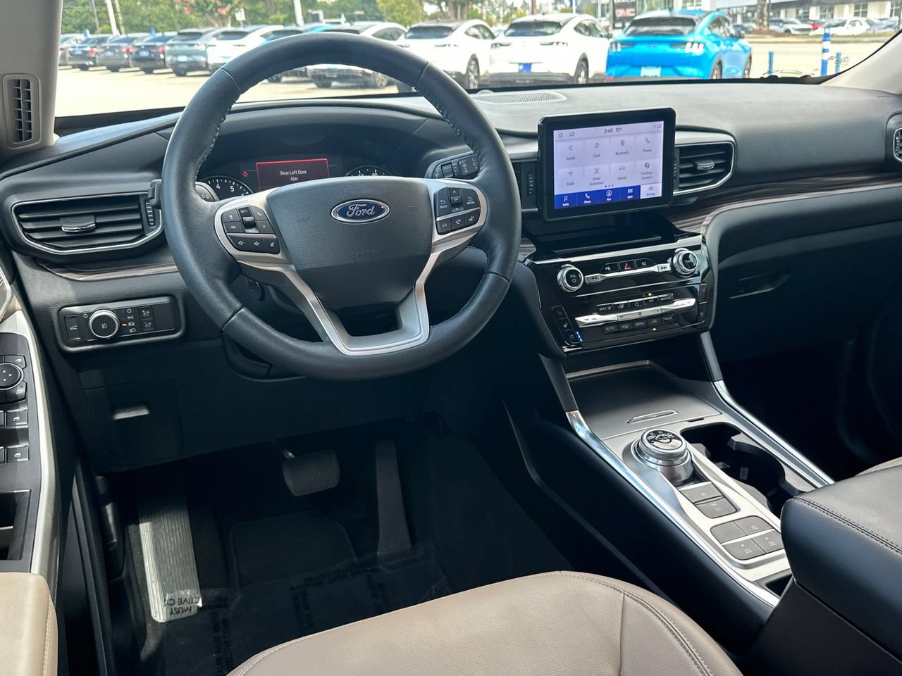 Certified 2022 Ford Explorer Limited w/ Equipment Group 301A RWD image 25