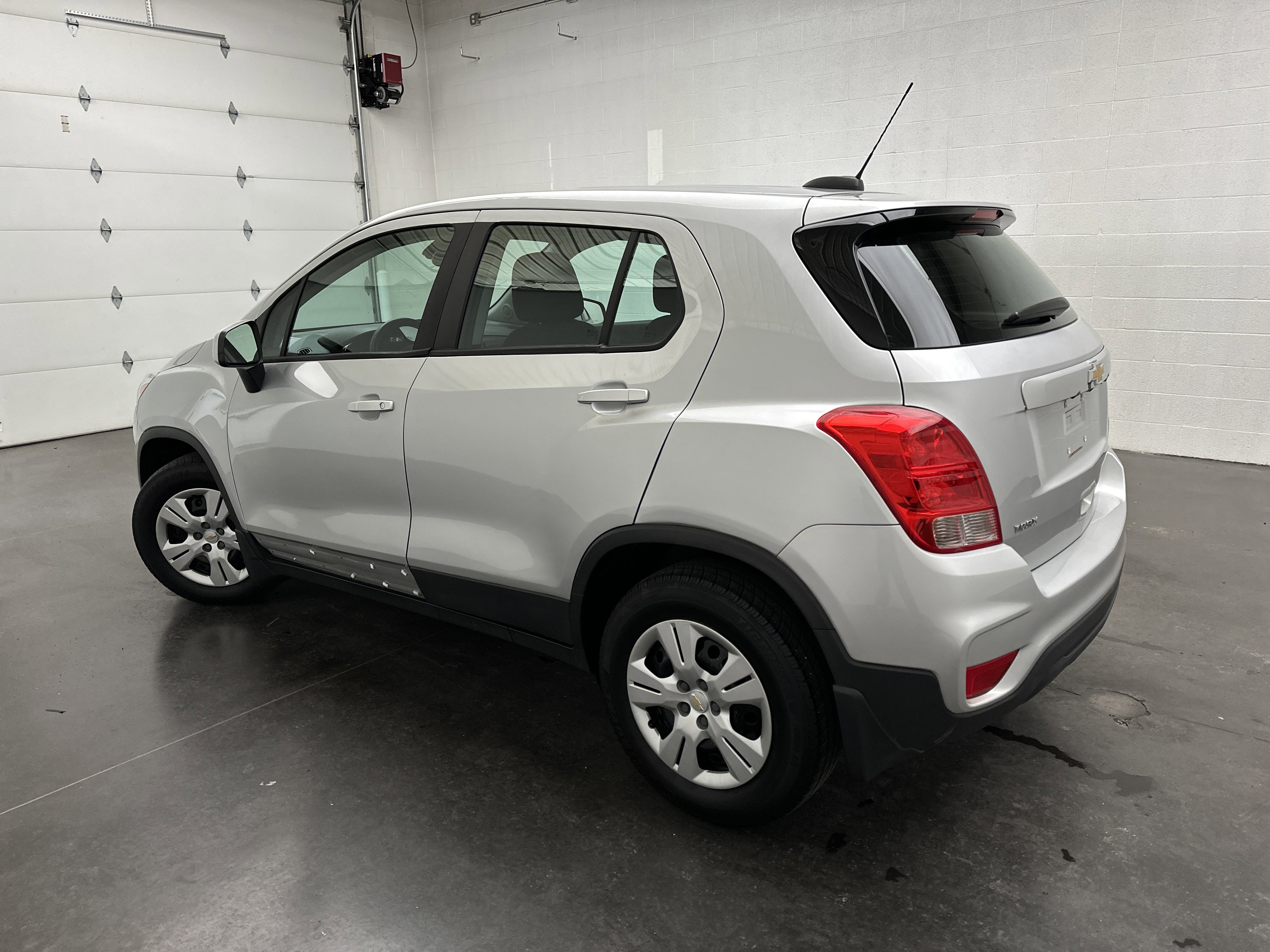 Used 2018 Chevrolet Trax LS w/ LPO, Protection Package image 6