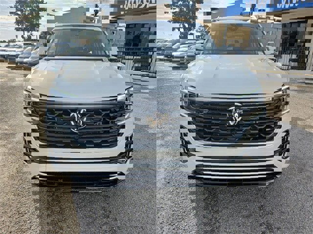 New 2026 Volkswagen Atlas SEL Premium R-Line image 2