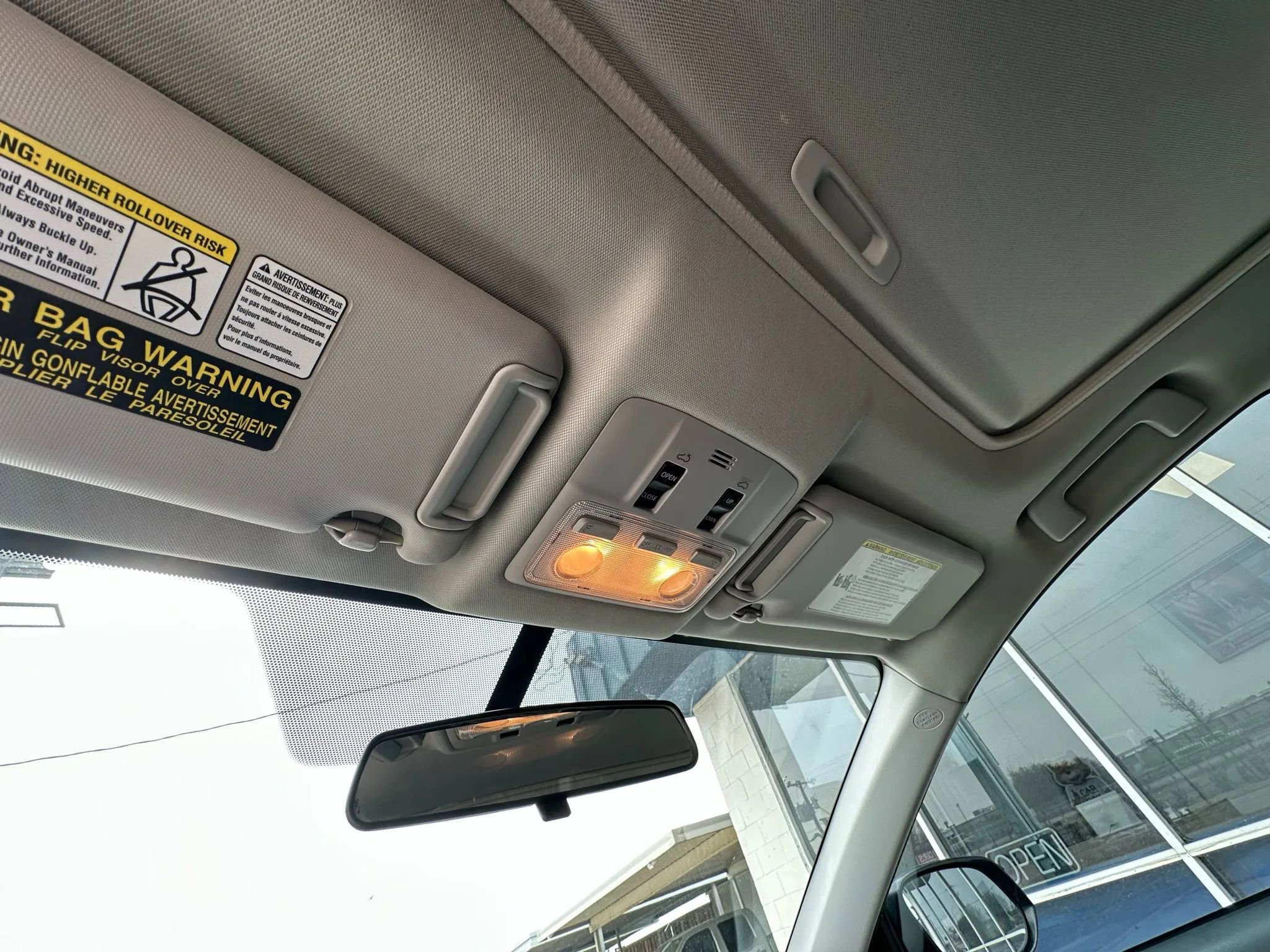 Used 2015 Toyota RAV4 XLE FWD image 26