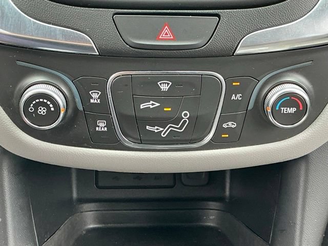 Used 2021 Chevrolet Equinox LS FWD image 25