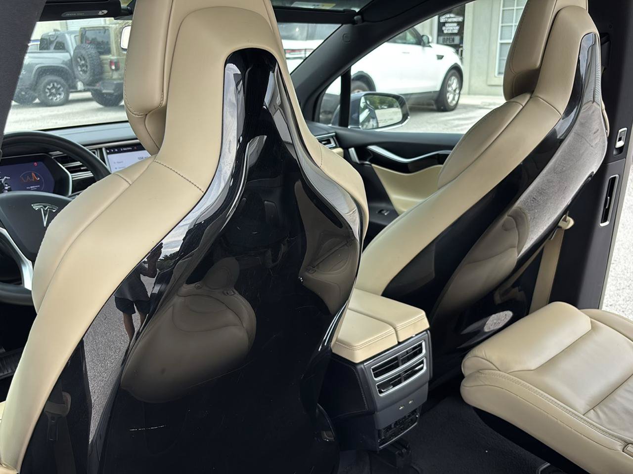 Used 2016 Tesla Model X 75D AWD/4WD image 35