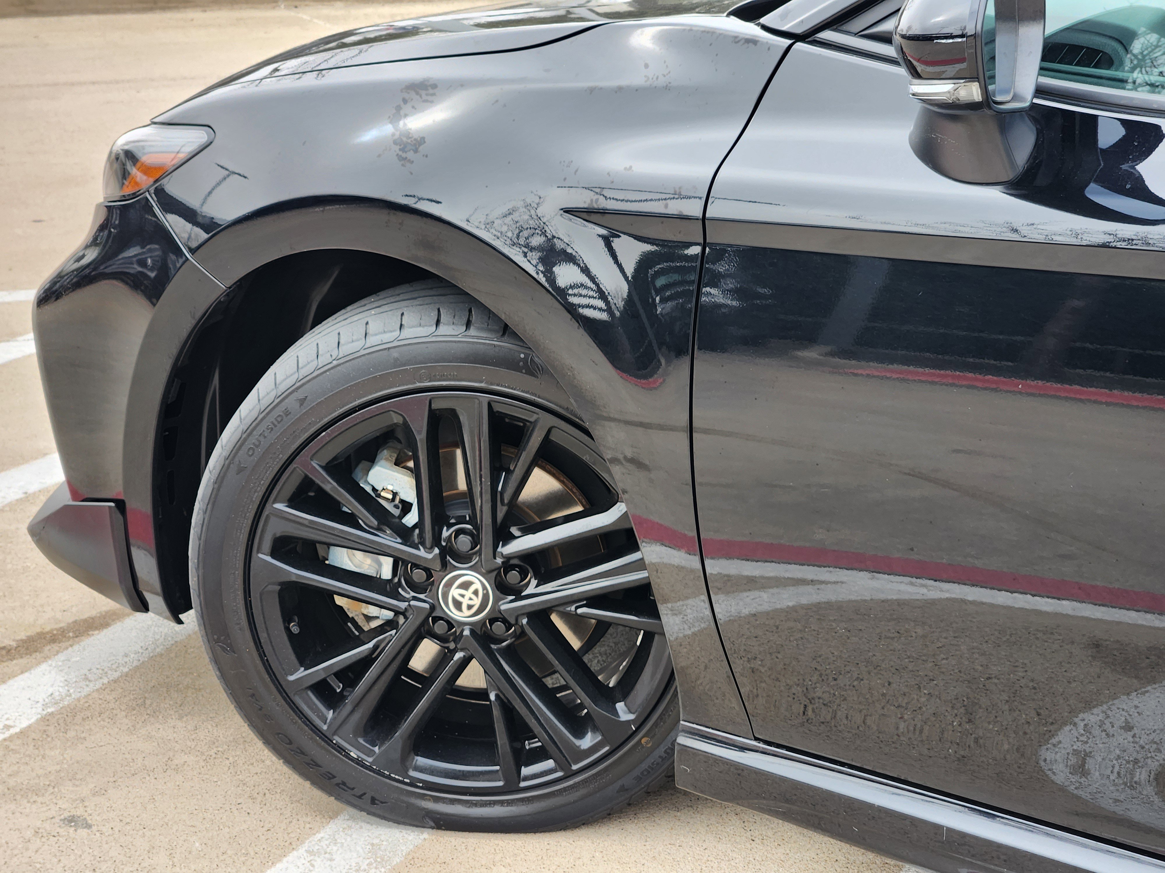 Used 2025 Toyota Camry LE image 6