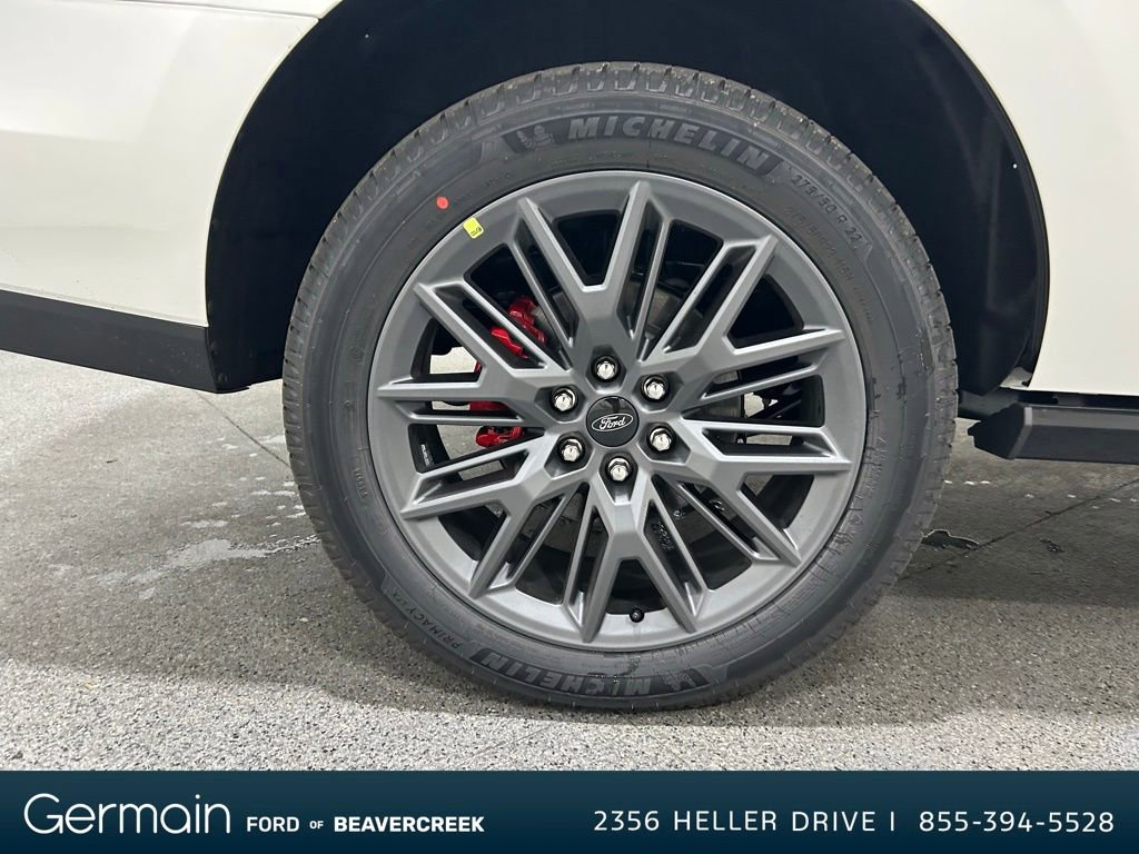 New 2025 Ford Expedition Platinum w/ Stealth Performance Package image 10