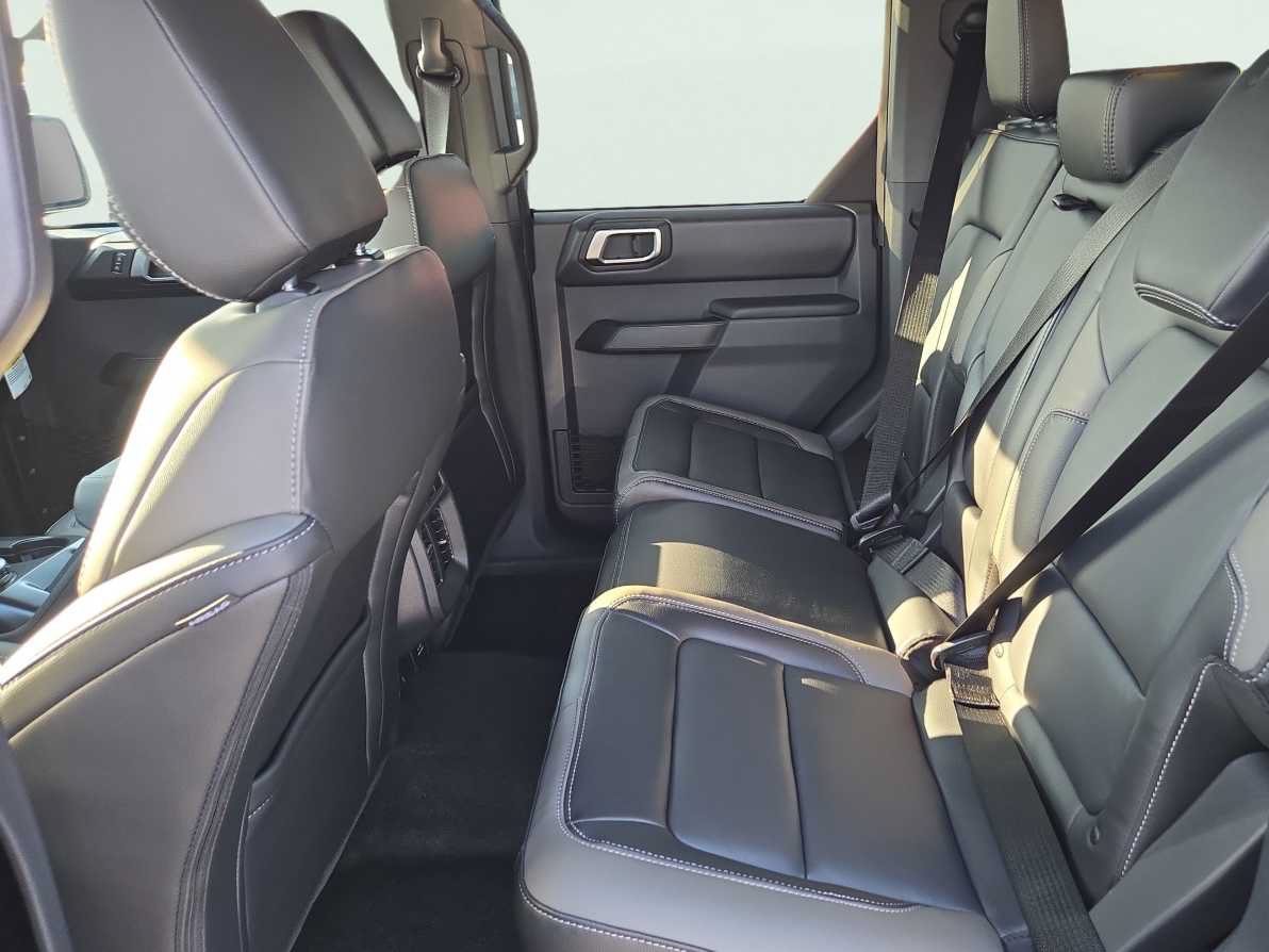 New 2026 Ford Bronco Outer Banks AWD/4WD image 24