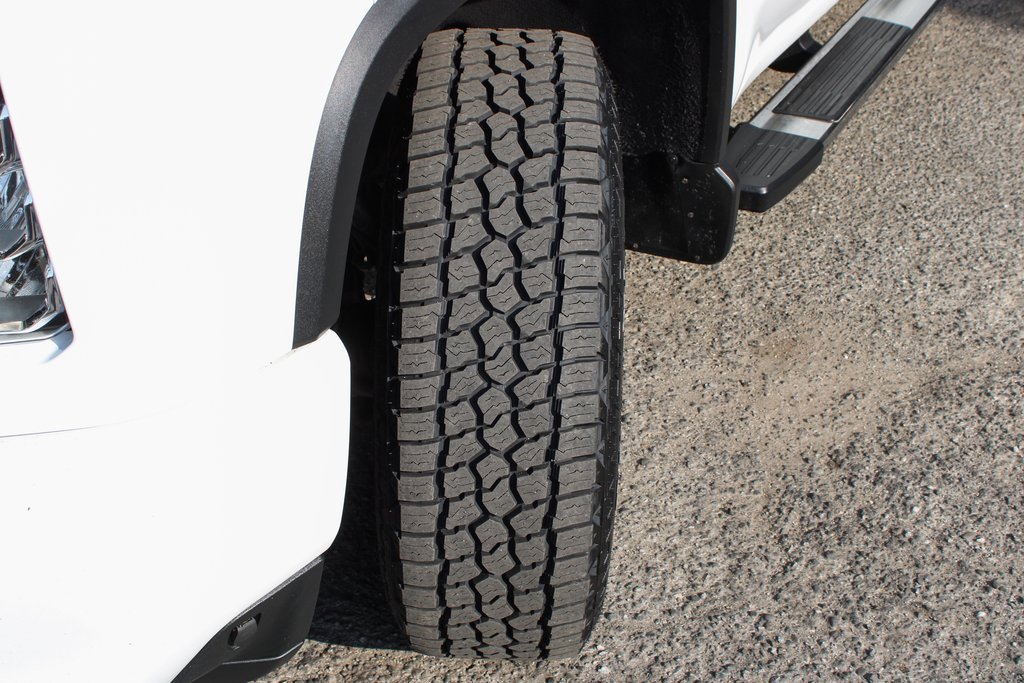 Used 2020 Chevrolet Silverado 3500 High Country w/ Z71 Off-Road Package image 52