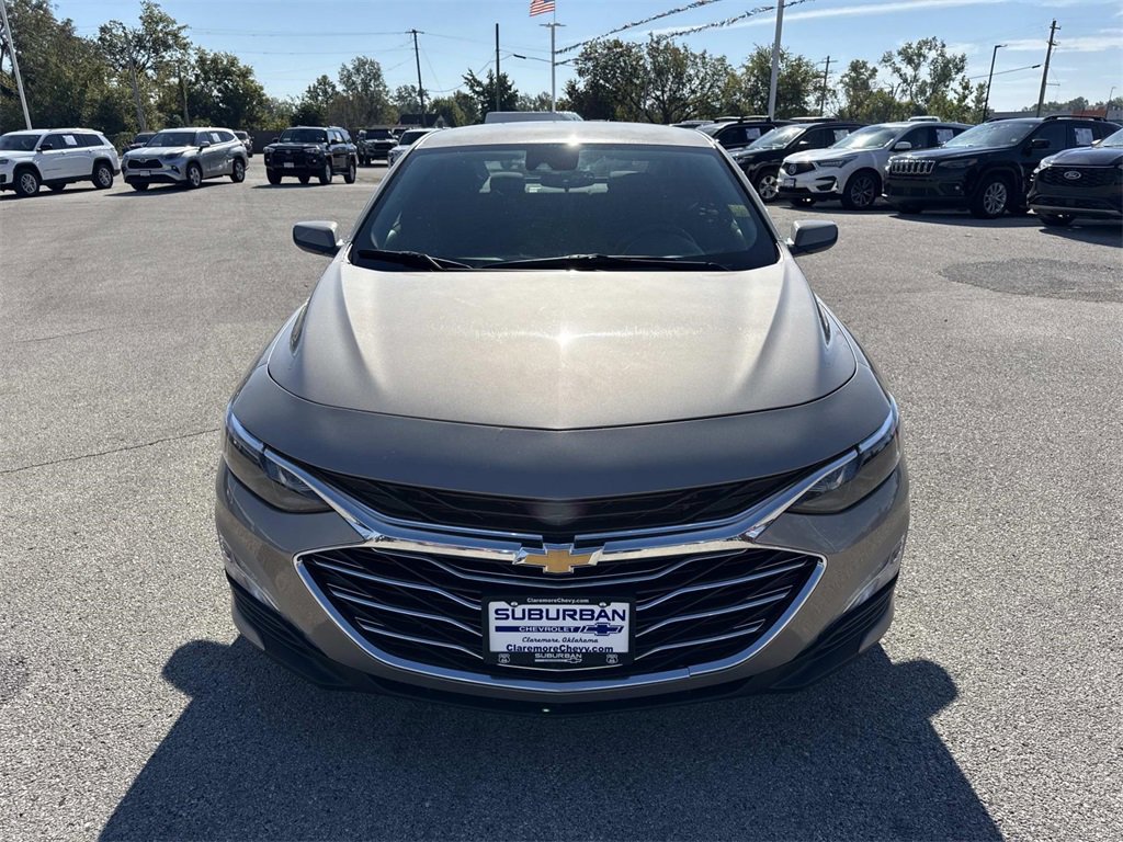 Used 2025 Chevrolet Malibu LT image 8