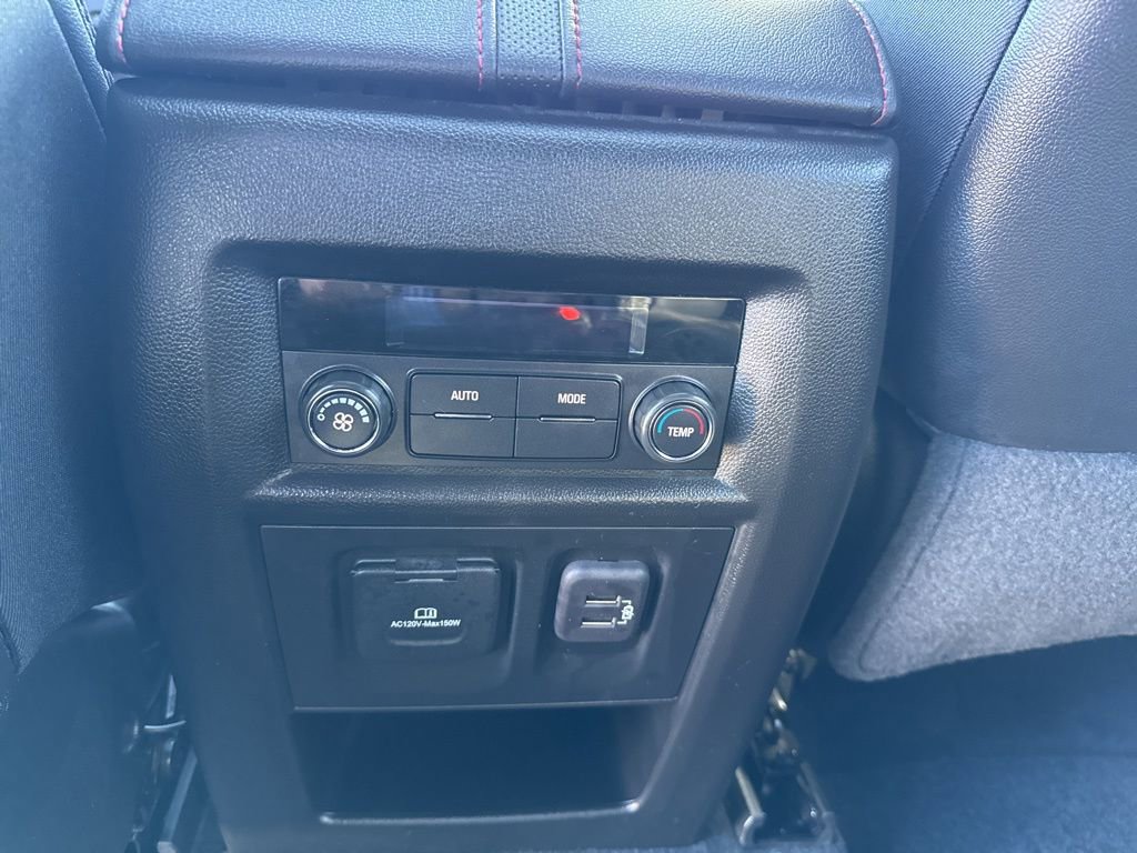 Certified 2023 Chevrolet Traverse RS w/ LPO, Floor Liner Package image 26