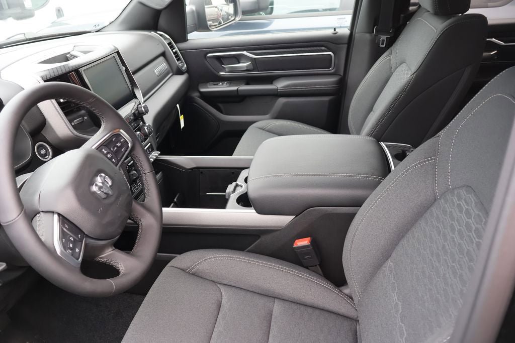 New 2026 RAM 1500 Big Horn AWD/4WD image 10