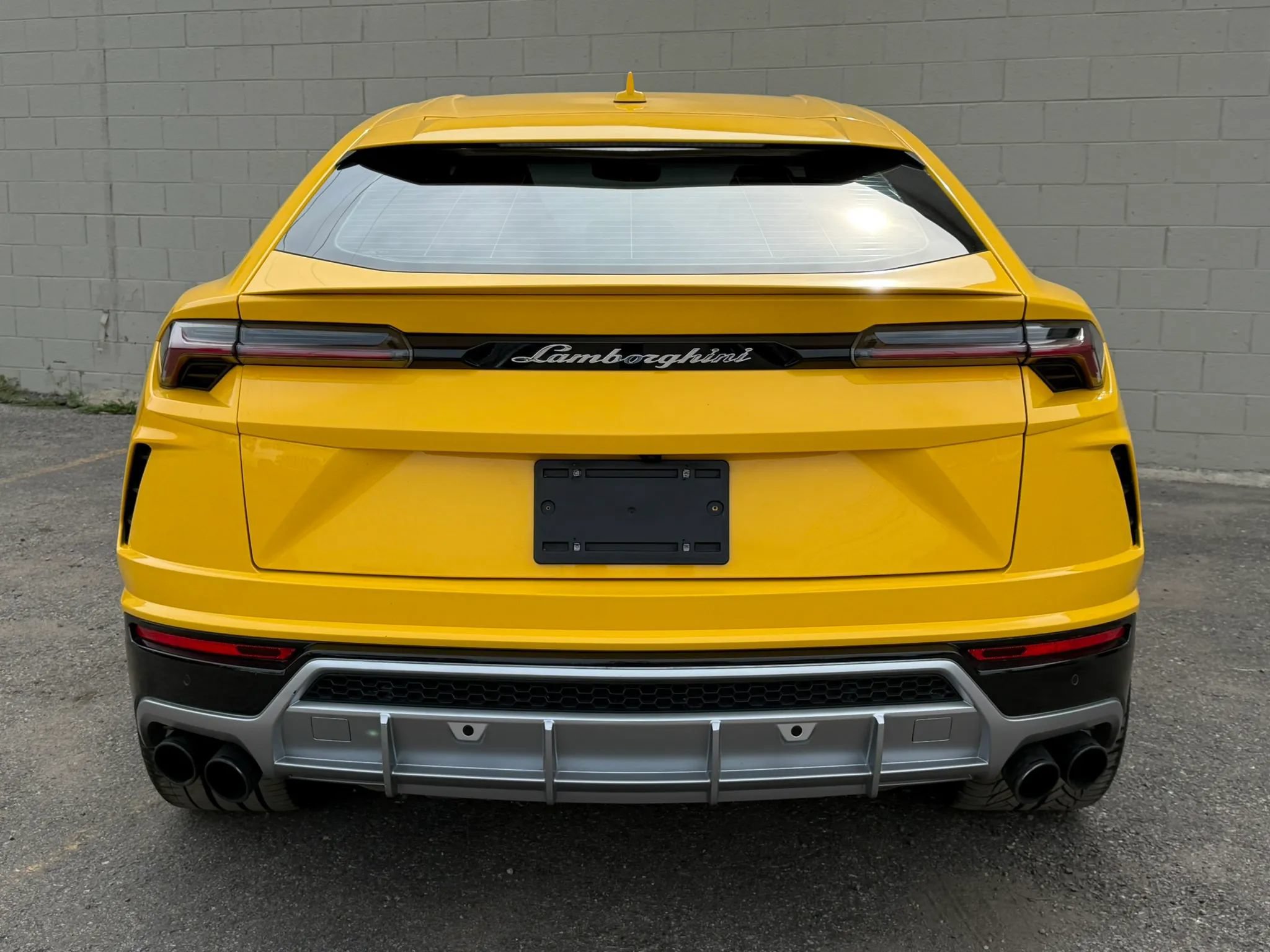 Used 2019 Lamborghini Urus AWD/4WD image 7