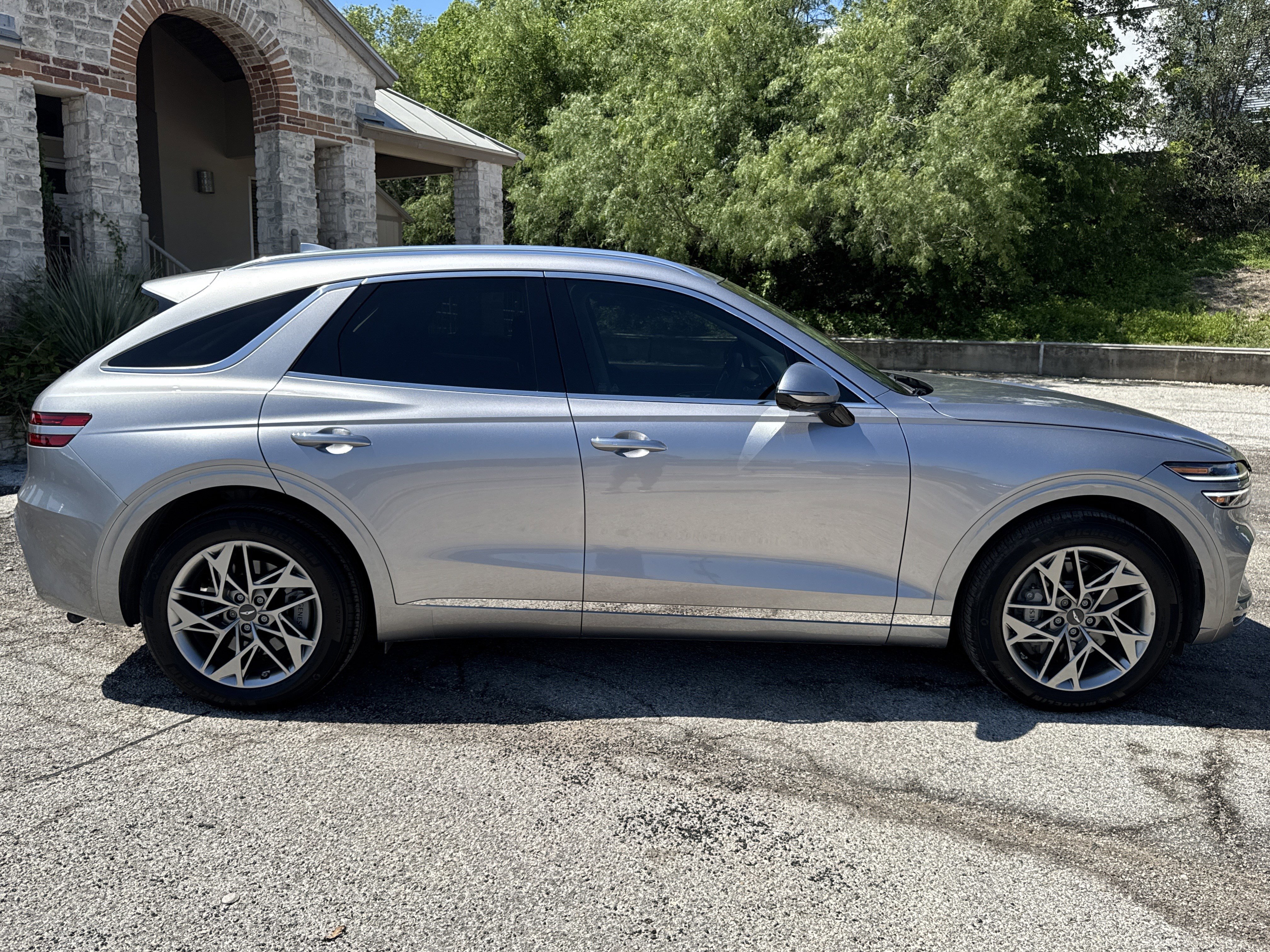 Used 2024 Genesis GV70 2.5T w/ Advanced Package AWD/4WD image 4