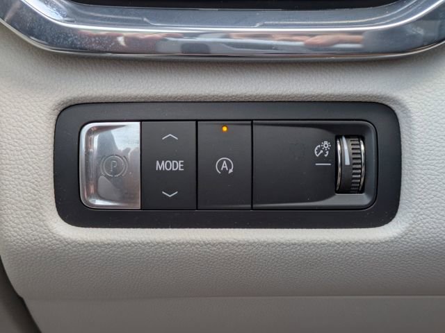 Used 2024 GMC Acadia Denali image 25