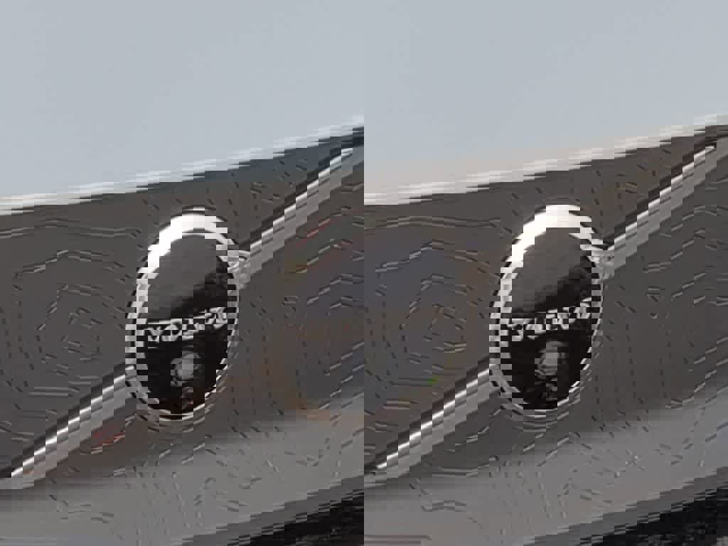 Certified 2026 Volvo EX30 Cross Country Ultra w/ Protection Package Premier image 11