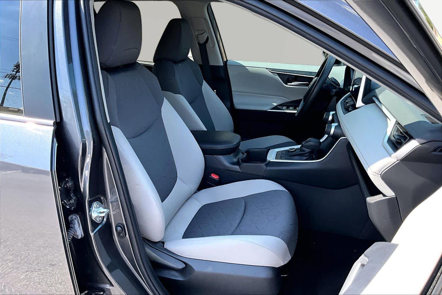 Certified 2024 Toyota RAV4 XLE AWD/4WD image 9