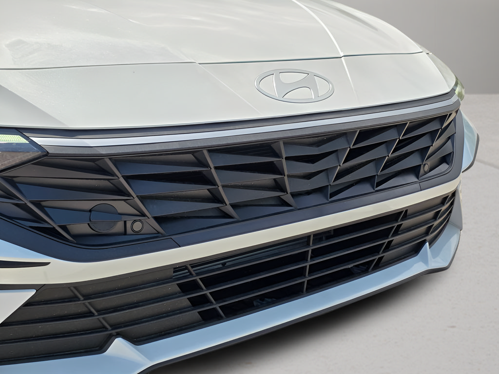 New 2026 Hyundai Elantra Sport FWD image 9