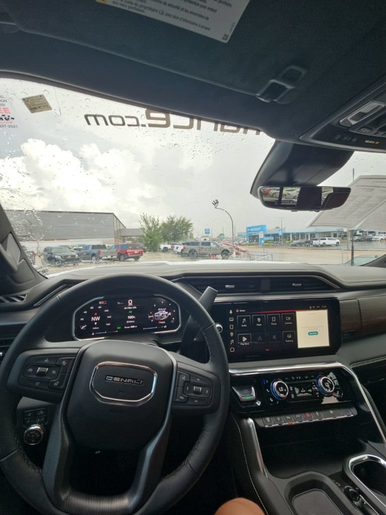 Used 2026 GMC Sierra 3500 Denali Ultimate AWD/4WD image 11