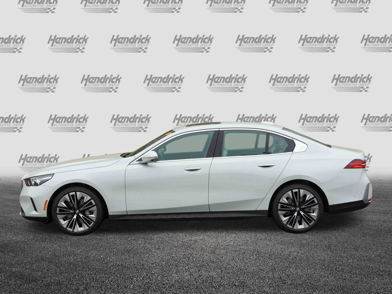 Certified 2025 BMW 540i xDrive 540i xDrive image 6