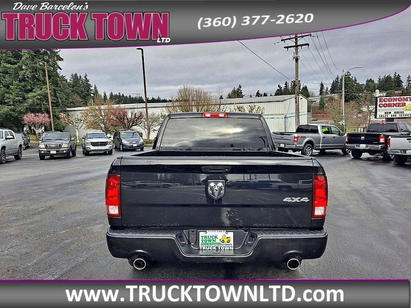 Used 2017 RAM 1500 Express AWD/4WD image 4