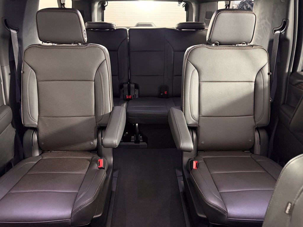 Used 2024 Chevrolet Suburban High Country w/ Max Trailering Package AWD/4WD image 19