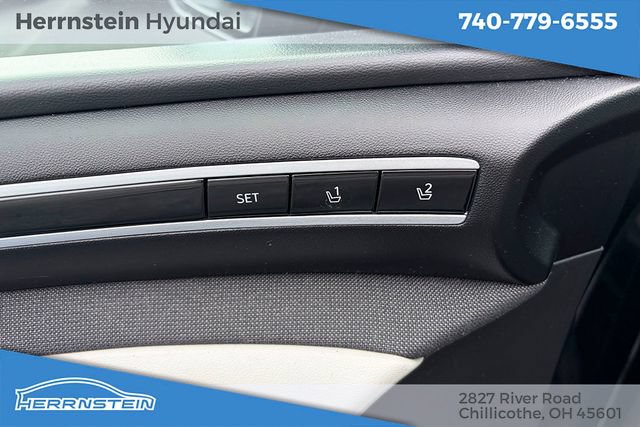 Used 2024 Hyundai Tucson Limited AWD/4WD image 16
