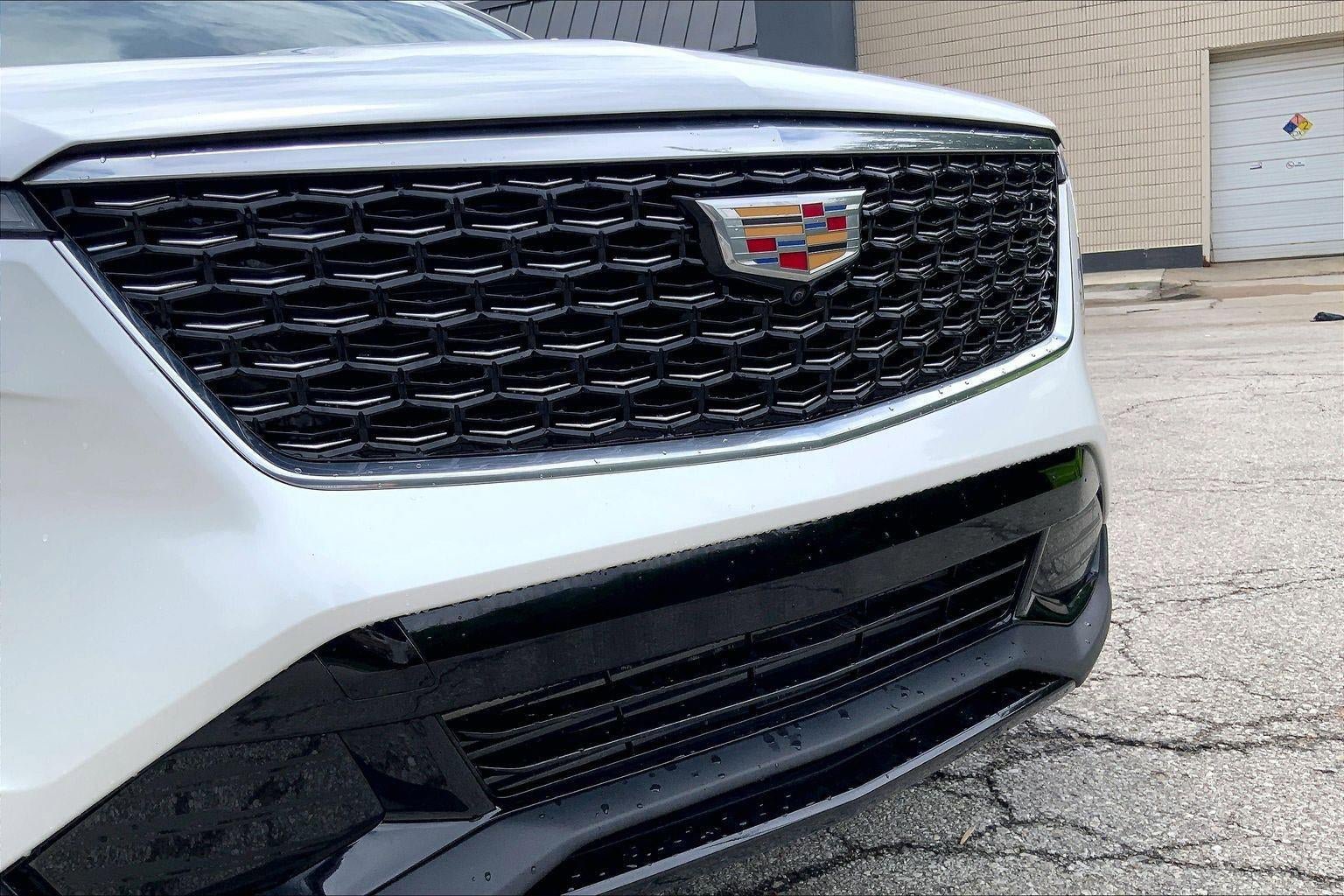 Used 2025 Cadillac XT4 Premium Luxury FWD image 30