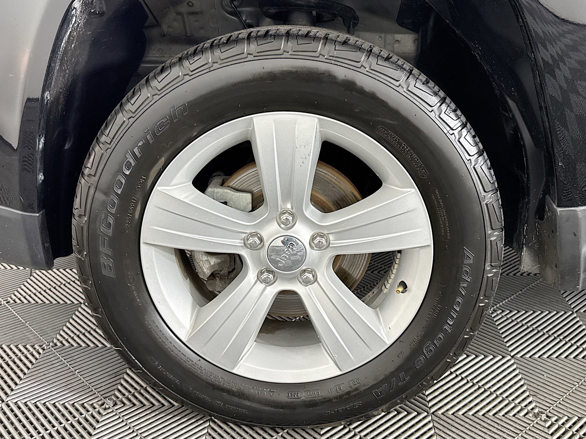 Used 2016 Jeep Compass Sport w/ Power Value Group image 36