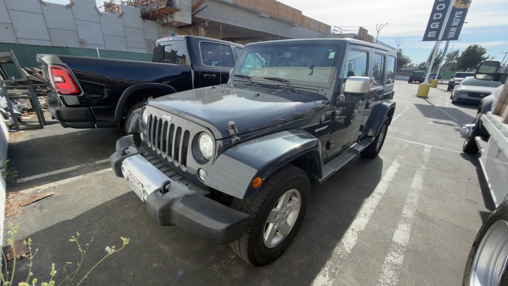 Used 2017 Jeep Wrangler Unlimited Sahara w/ Quick Order Package 24E Chief AWD/4WD image 3