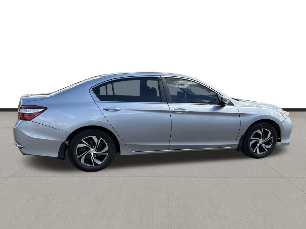 Used 2017 Honda Accord LX image 6