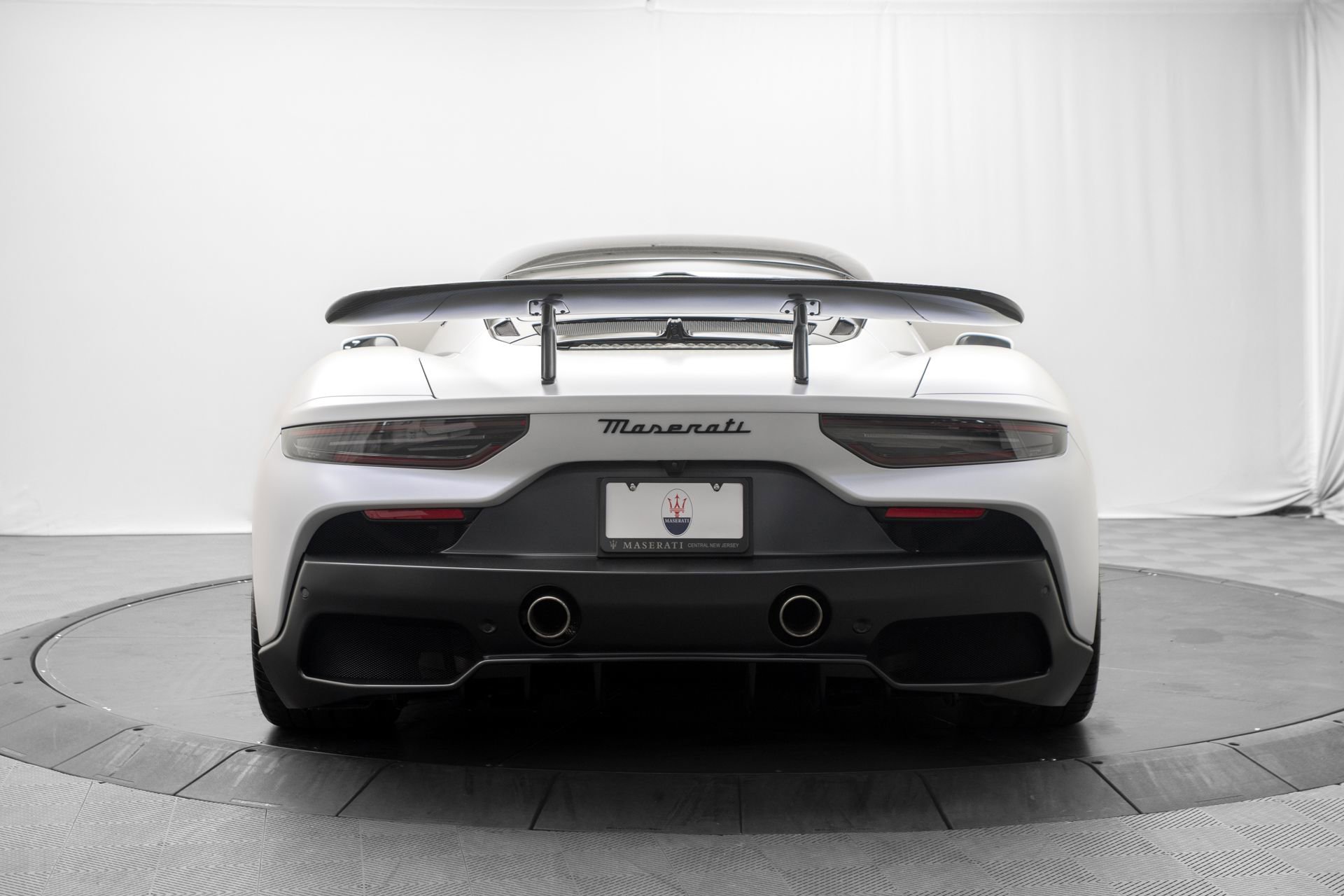 Used 2022 Maserati MC20 Coupe RWD image 4