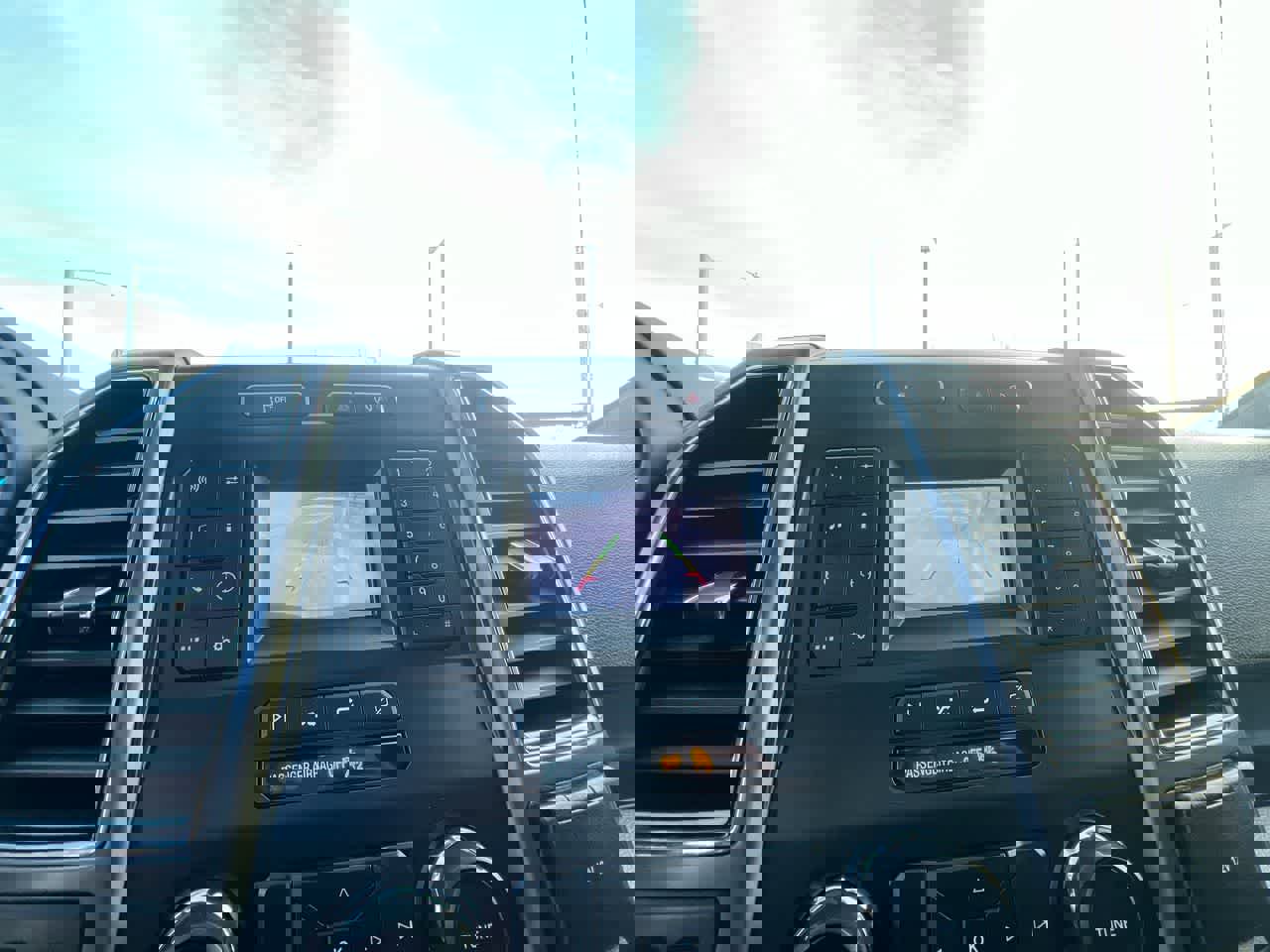 Used 2018 Ford F150 XLT w/ Trailer Tow Package image 17