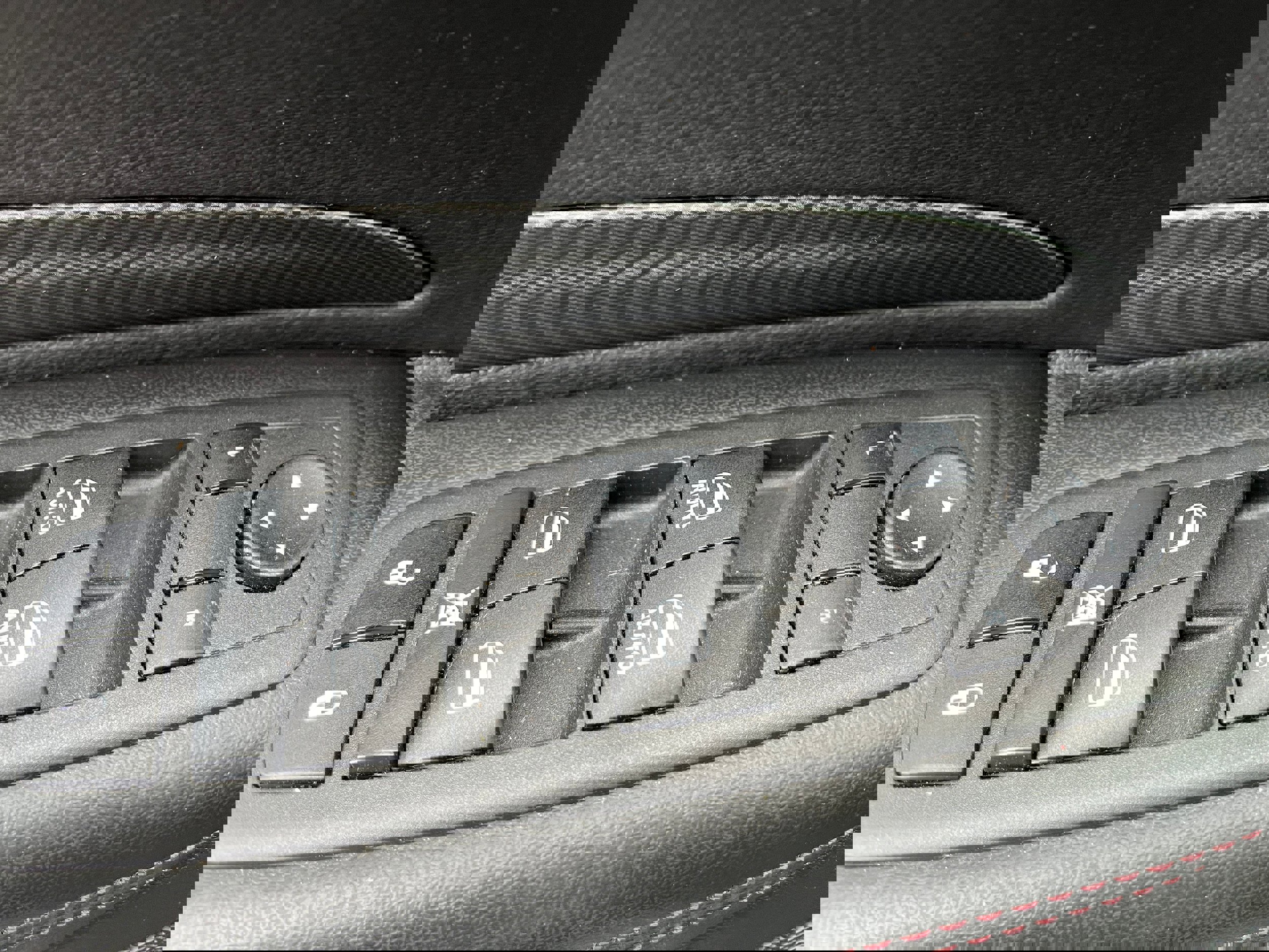 Used 2021 Dodge Durango R/T w/ Blacktop Package image 23