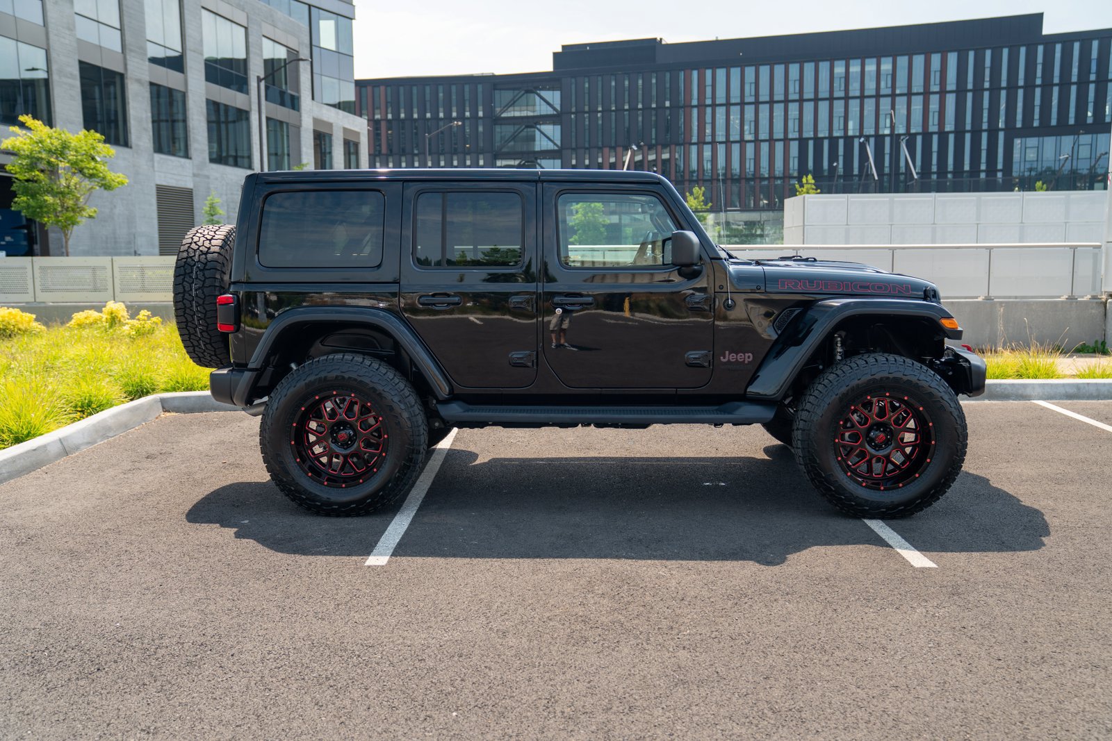 Used 2021 Jeep Wrangler Unlimited Rubicon AWD/4WD image 8