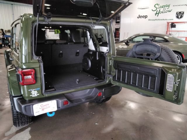 Used 2022 Jeep Wrangler Unlimited Sahara 4xe w/ Cold Weather Group image 12