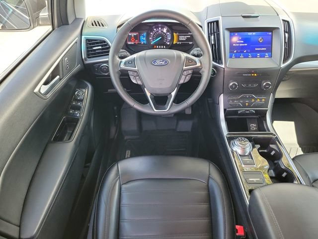 Used 2019 Ford Edge SEL w/ Equipment Group 201A FWD image 11