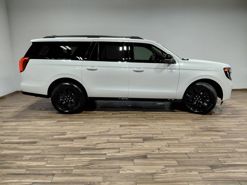 Certified 2025 Ford Expedition Max Platinum w/ Stealth Appearance Package image 22