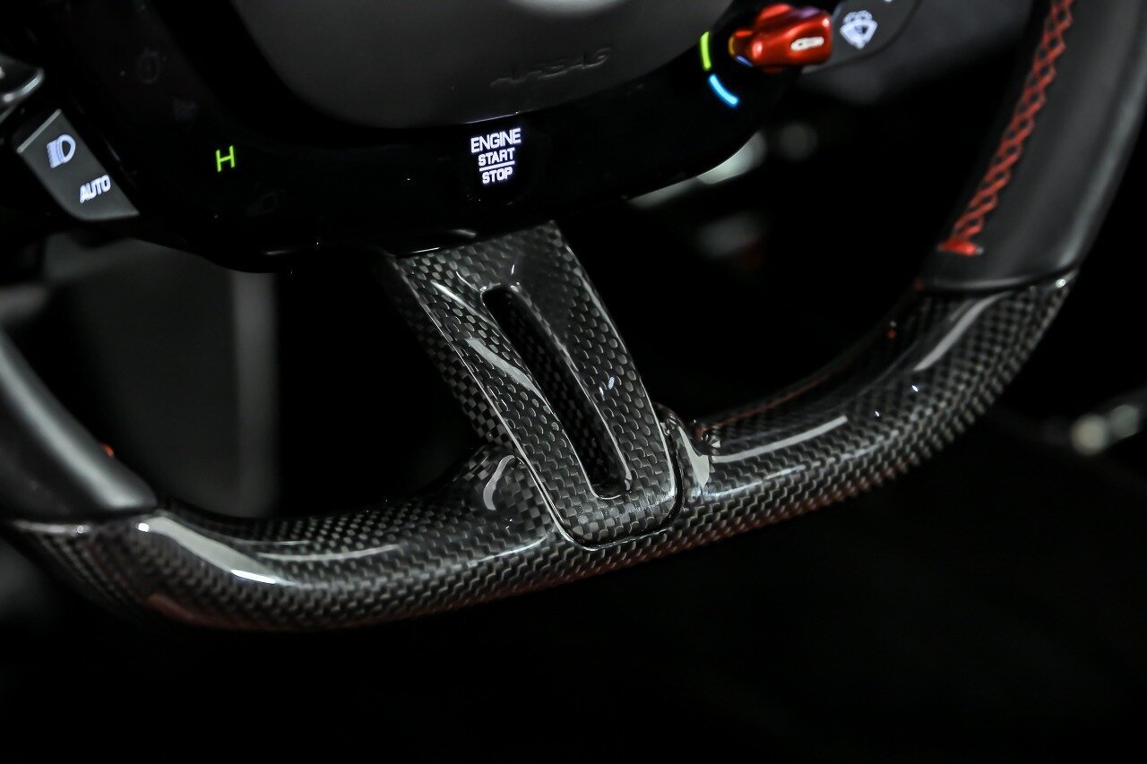 Used 2023 Ferrari SF90 Stradale AWD/4WD image 22