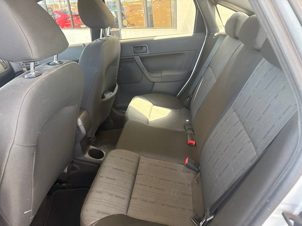 Used 2011 Ford Focus SE w/ 201A Rapid Spec Order Code FWD image 13