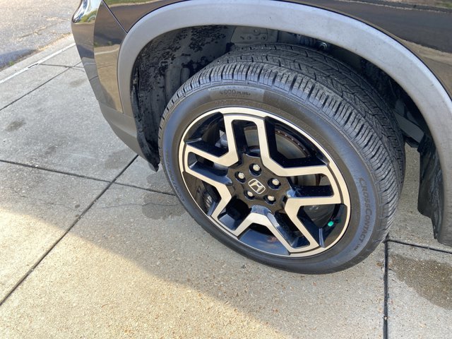 Used 2023 Honda Passport Elite image 25