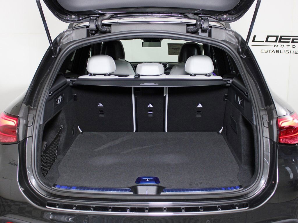 Certified 2026 Mercedes-Benz GLC 300 4MATIC image 9