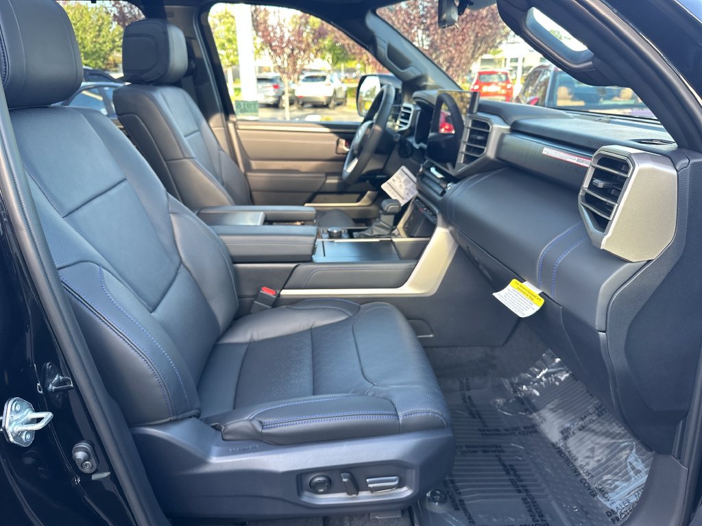 New 2026 Toyota Tundra Platinum w/ TRD Off-Road Package AWD/4WD image 17
