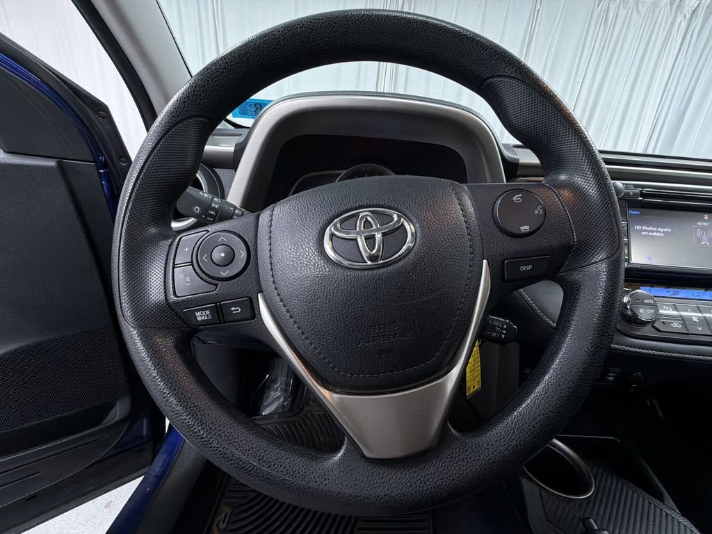 Used 2015 Toyota RAV4 XLE AWD/4WD image 26
