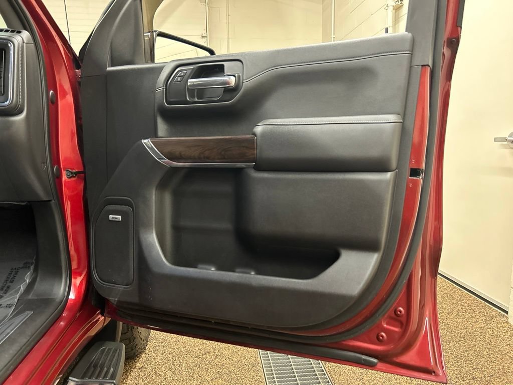 Used 2019 GMC Sierra 1500 SLT w/ SLT Premium Plus Package AWD/4WD image 16